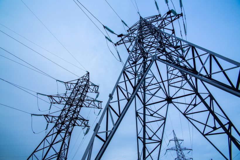 Elmano está em contato permanente com a Enel para resolver problema da falta de luz