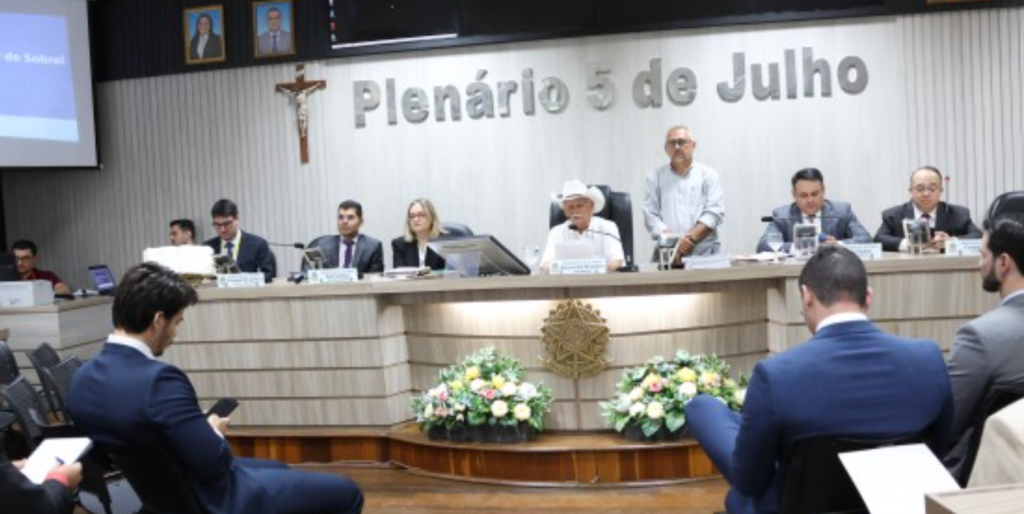 Câmara Municipal de Sobral rejeita piso da enfermagem e revolta categoria
