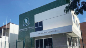 Defensoria cobra Prefeitura de Pacajus após universitários serem barrados em ônibus