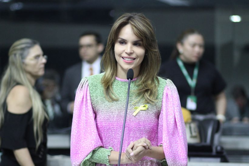 Emendas de Gabriella Aguiar garantem atendimento veterinário gratuito
