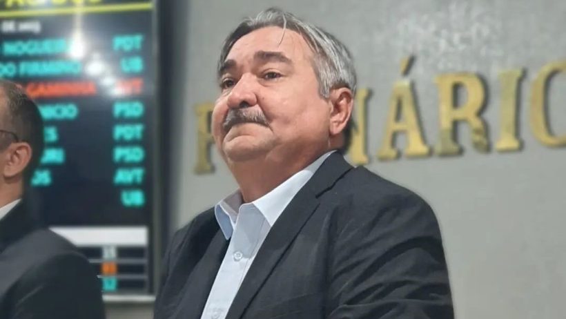 Tó assume Prefeitura de Pacajus e nomeia filho como chefe de gabinete