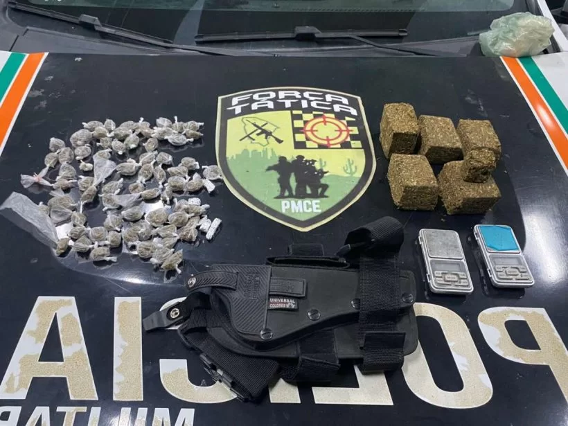 Polícia Militar do Ceará apreende quase 1kg de drogas na Praia do Futuro