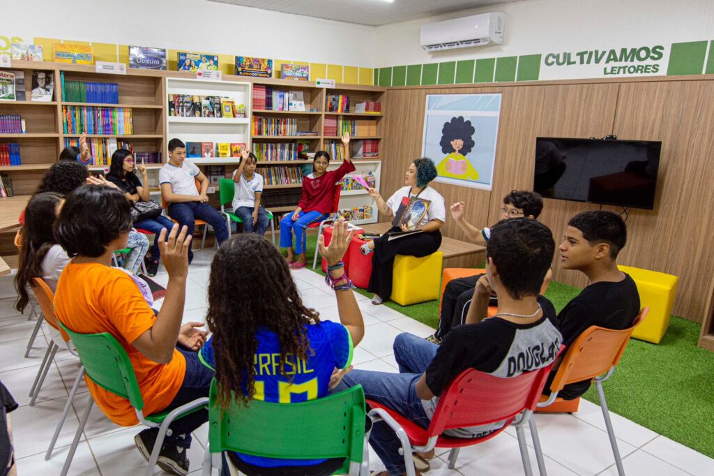 Biblioteca revitalizada pelo projeto "Territórios da Leitura". Foto: Divulgação