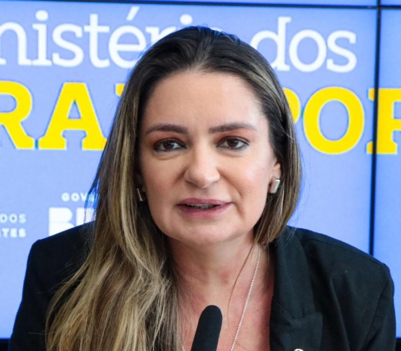 Senadora Augusta Brito debate violência de gênero em evento no Chile
