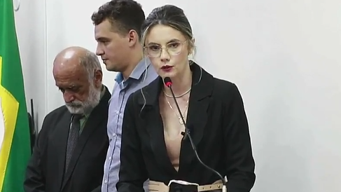 Câmara de Limoeiro aprova licença de José Maria Lucena e vice é empossada