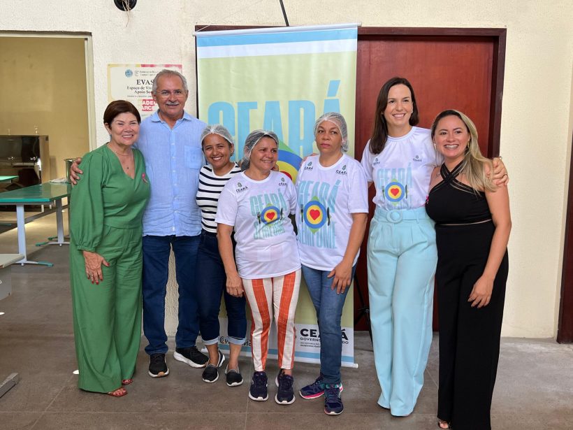 Jô Farias e primeira-dama Lia de Freitas visitam cozinha comunitária em Horizonte