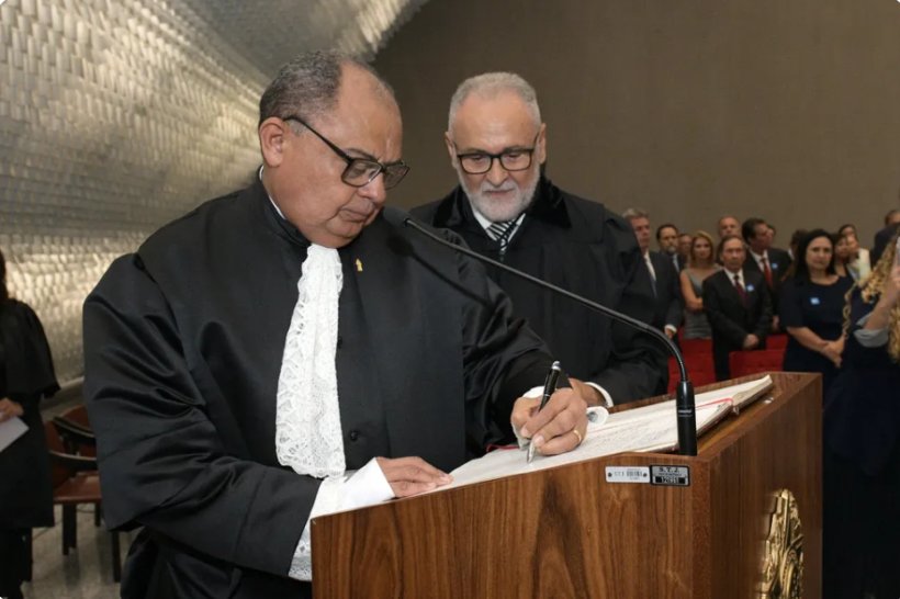 Teodoro Silva Santos assume como novo ministro do STJ