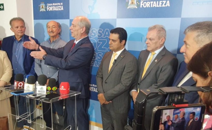 Ciro Gomes afirma que até poste recebeu carta de anuência durante convenção do PDT