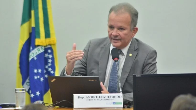 Presidente Nacional do PDT confirma aliança PDT-PT em seis cidades no Ceará