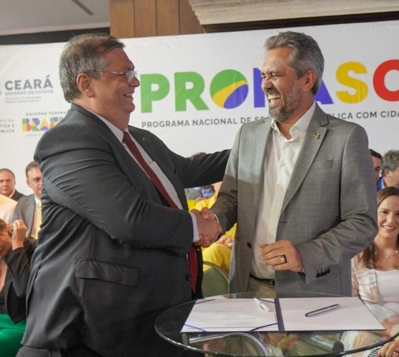 Governador Elmano parabeniza Flávio Dino por indicação ao STF