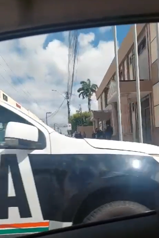 Presidente da Câmara de Pacajus aciona PM para barrar posse ilegal de Bruno