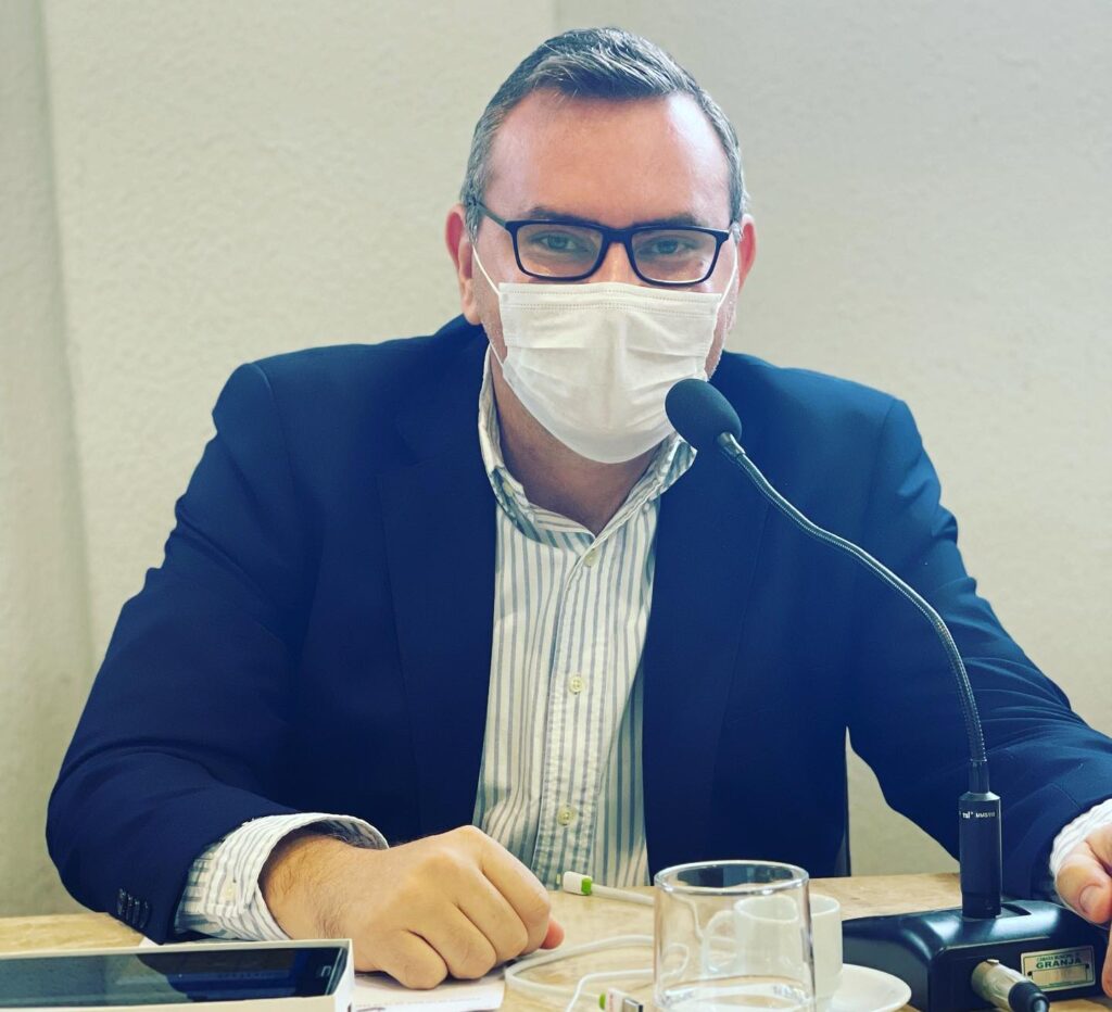 Jarbas Júnior foi eleito novo presidente da Câmara de Granja. (Foto: reprodução/Instagram)