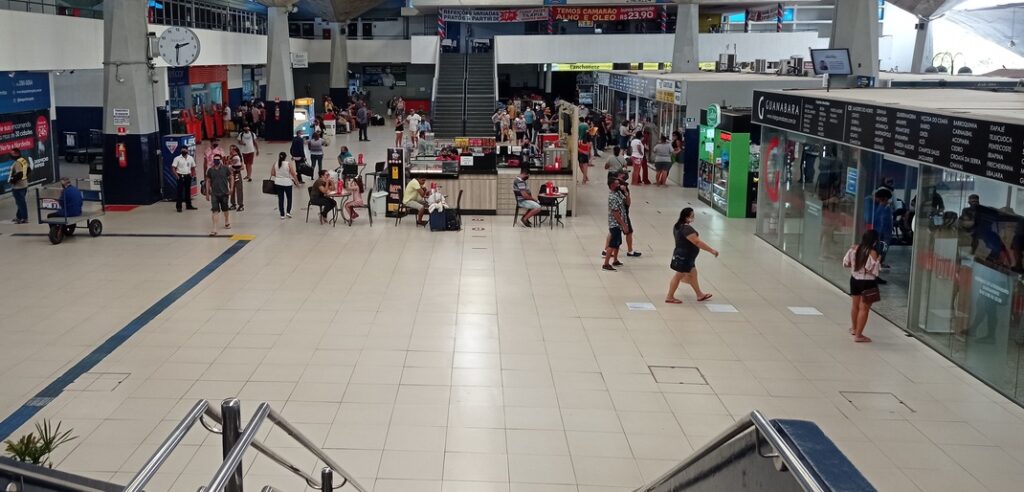 Serão mais de 170 viagens de ônibus extras para o Réveillon