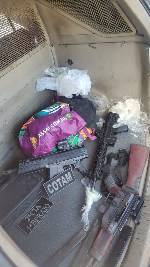 Polícia Militar apreende armas de grosso calibre em Fortaleza