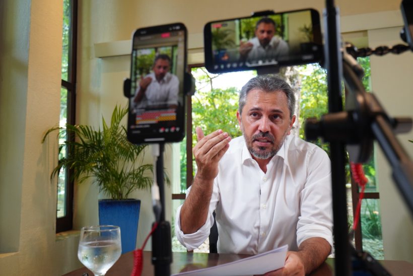Governador Elmano apresenta melhora no quadro de pneumonia, mas cancela live semanal