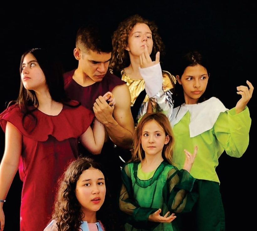 Grupo Arte de Viver apresenta Cristal Itan: Equilíbrio & Criação