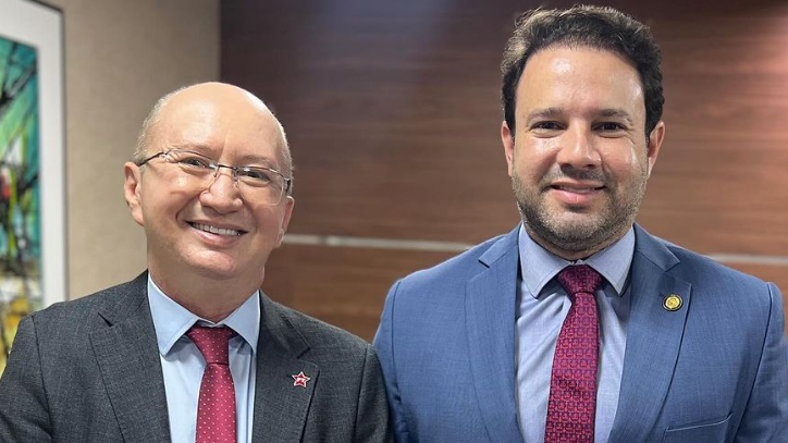 PT Ceará exclui Luizianne de publicação oficial em solenidade de 44 anos de partido