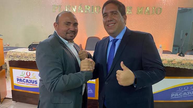 Bruno Figueiredo renuncia ao cargo de prefeito de Pacajus e o vice, Faguinho, assume