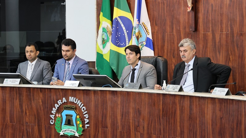 CMFor aprova subsídio para manter valor da passagem de ônibus