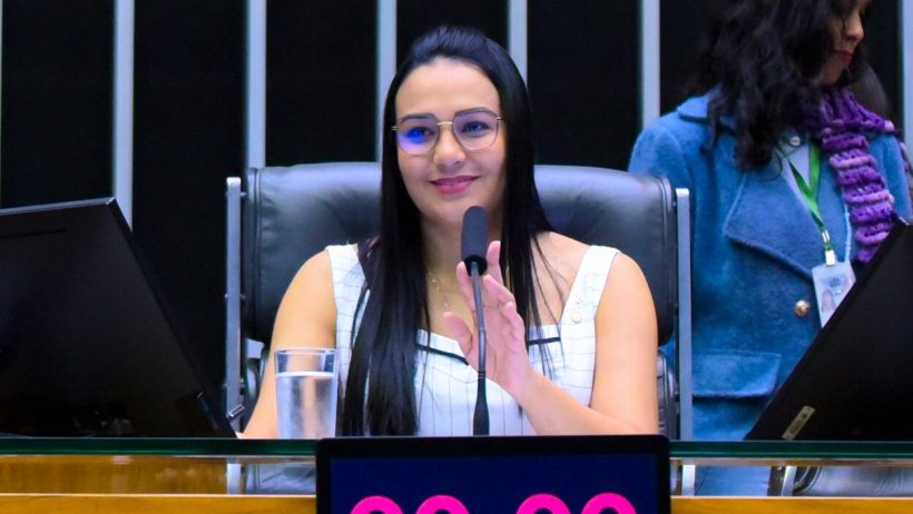 Dayany Bittencourt propõe que Guardas Municipais possam acumular cargos