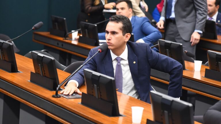 Câmara aprova proposta que incentiva linhas de crédito para famílias prejudicadas com a seca