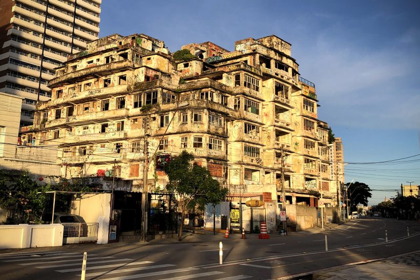 Sarto anuncia demolição do Edifício São Pedro por risco de desmoronamento