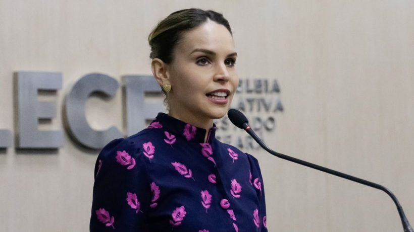 Gabriella Aguiar propõe implantar placas sobre crime de importunação sexual