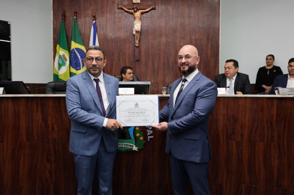 Emanuel Acrízio e Anderson Aorivan da Cunha Possa