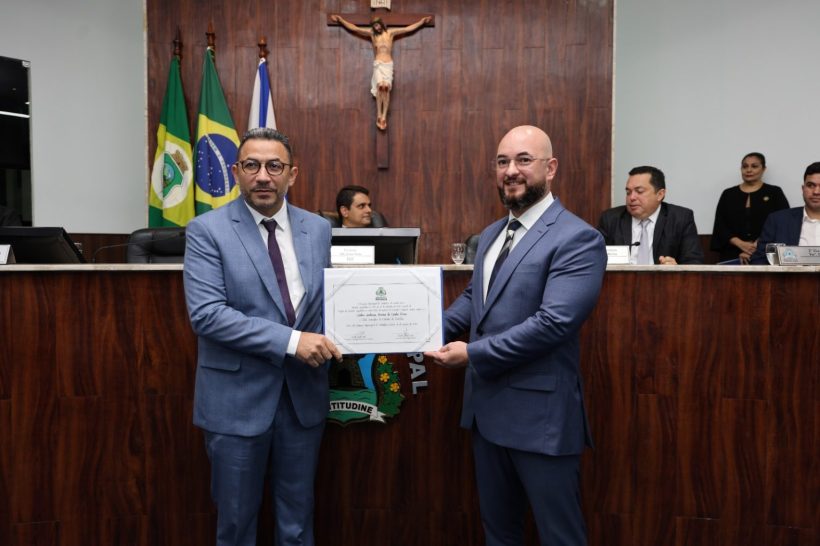 Anderson Aorivan da Cunha Possa recebe Título de Cidadão Fortalezense na CMFOR