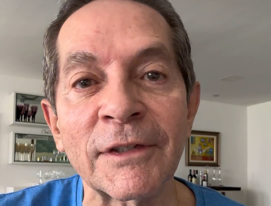 Heitor Férrer comemora o Dia do Jornalista nas redes sociais