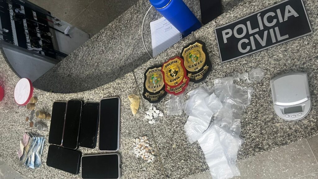 Mulher de 27 anos é presa por tráfico de drogas em Quixadá