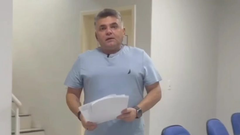 Prefeito de Caucaia emite decreto extinguindo todos os cargos do gabinete do vice