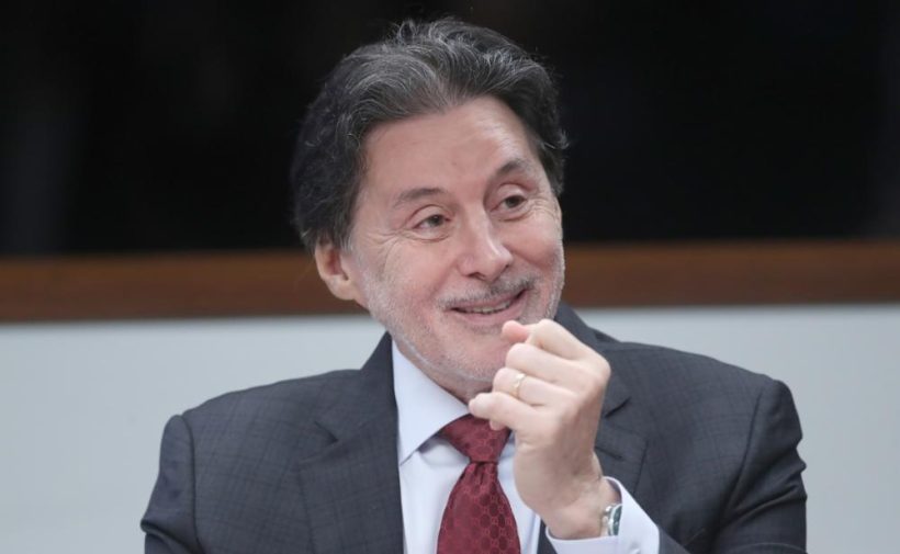 Eunício Oliveira responsabiliza líderes do Governo Lula por derrota