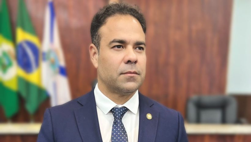 Vereador Julierme Sena anuncia filiação ao Partido Liberal
