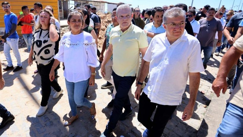 Prefeito Sarto protesta contra vandalismo ao maquinário a serviço do município