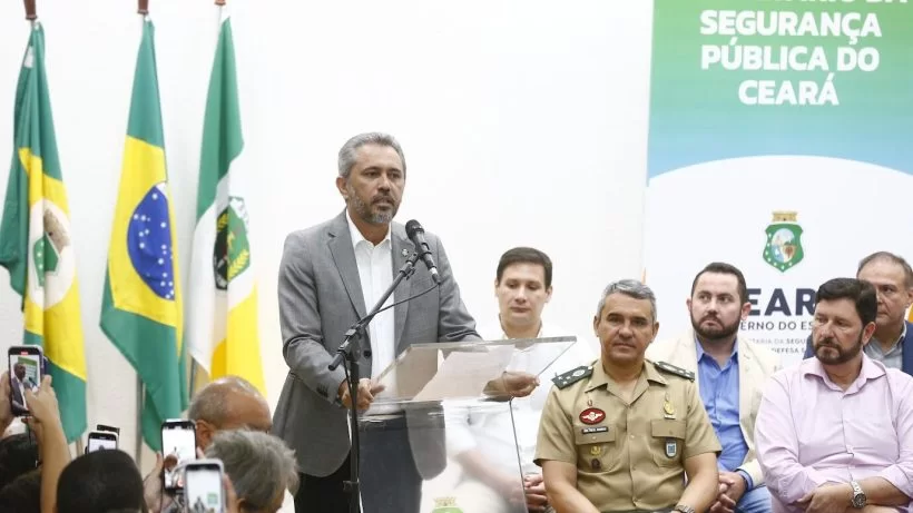 Elmano empossa novo titular da SSPDS e anuncia comitê estratégico