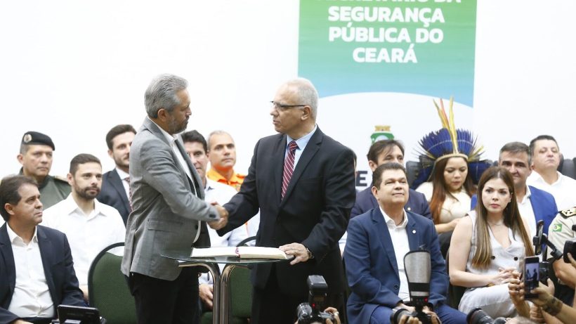 Elmano defende atualização no discurso da esquerda sobre segurança