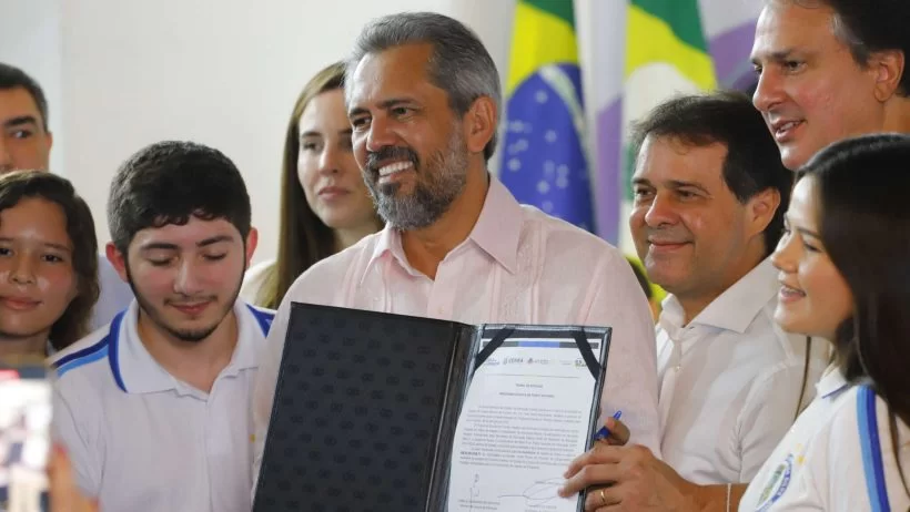 Governador Elmano lança editais para construção de 38 novas Escolas em Tempo Integral
