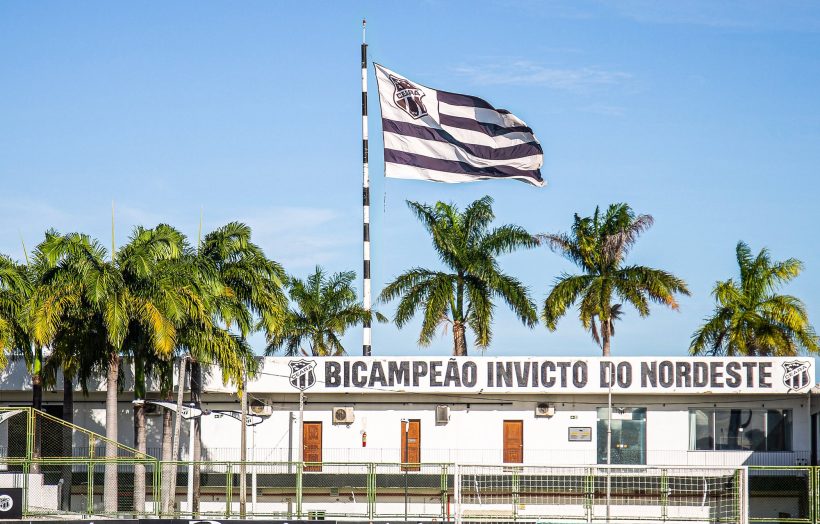 Ceará sofre novo Transfer Ban da Fifa e está proibido de contratar
