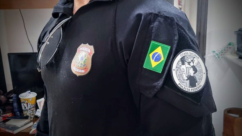 PF realiza operação contra crimes de conteúdo sexual infantojuvenil em Fortaleza