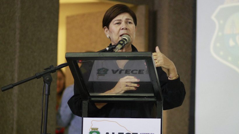 Lei que protege direitos de gestantes e parturientes é sancionada no Ceará