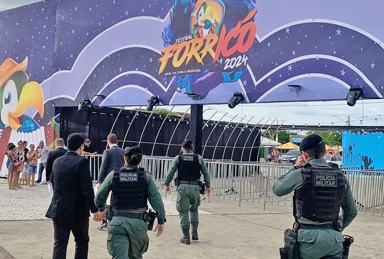 MPCE fiscaliza estrutura e cobra acessibilidade a camarote do “Forricó 2024”