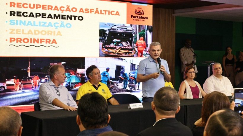Prefeito Sarto anuncia recuperação e recapeamento de 733 vias em Fortaleza