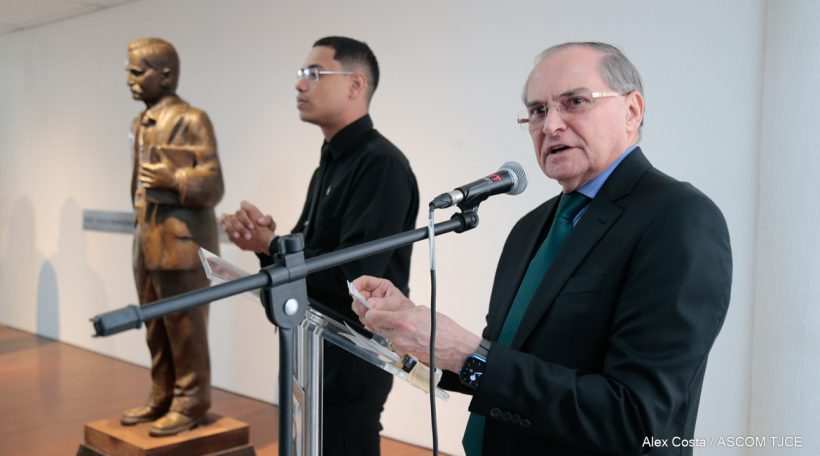 Presidente do TJCE, Abelardo Benevides, faz homenagem póstuma a Clóvis Beviláqua