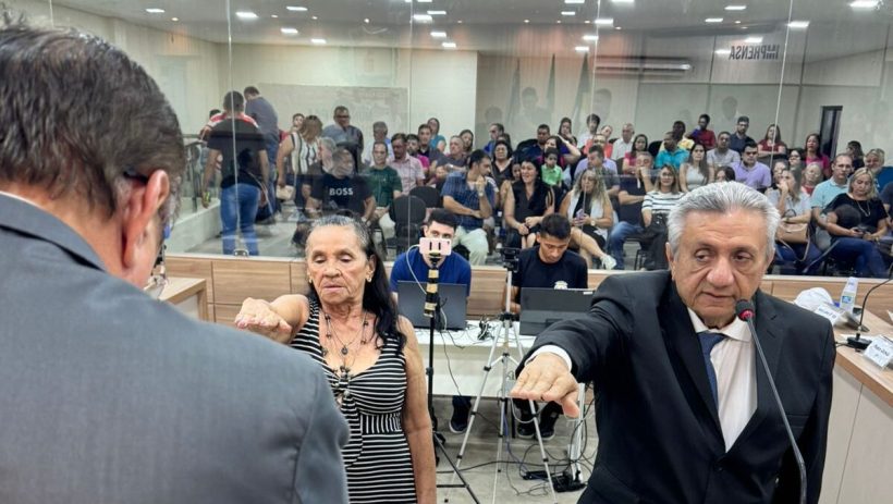 Vereador Dr. Zilfran tira licença e Xuxa da Saúde assume mandato na Câmara de Iguatu