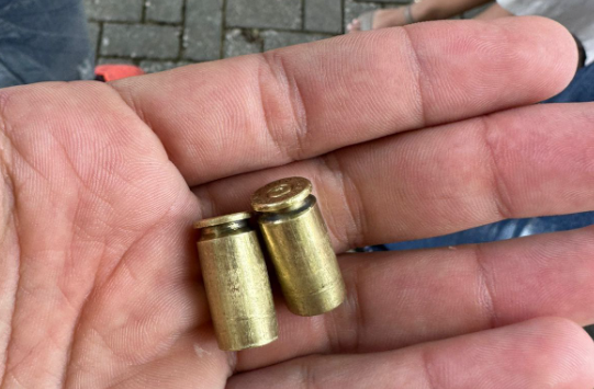 Facção atinge com tiros casa de Emília Pessoa em Caucaia