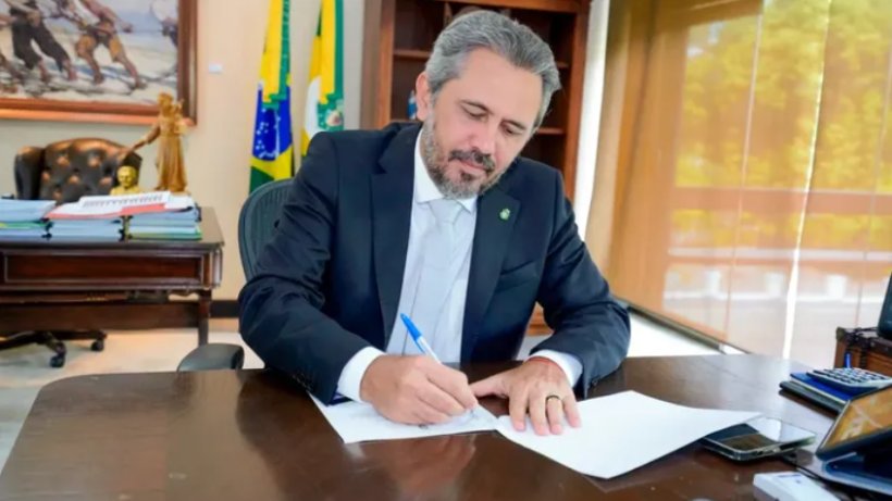 Elmano envia mensagem à Alece que amplia critérios de seleção para CCI