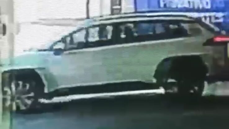 Loja de veículos é invadida e carros importados são furtados no final de semana em Fortaleza