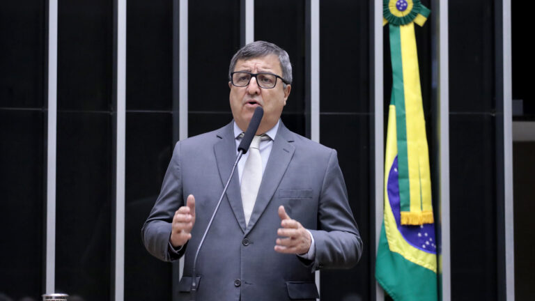 Danilo Forte reage a resistência do Planalto em aprovar PL que equipara facções ao terrorismo