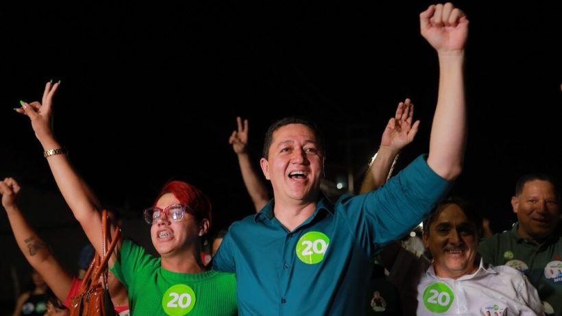 Glêdson Bezerra suspende campanha em Juazeiro do Norte para tratar da saúde